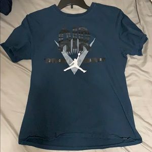 Air Jordan shirt large
